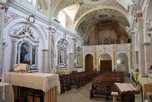 Obraz na płótnie Macchiagodena - Chiesa di Sant'Antonio di Padova dall'altare w salonie