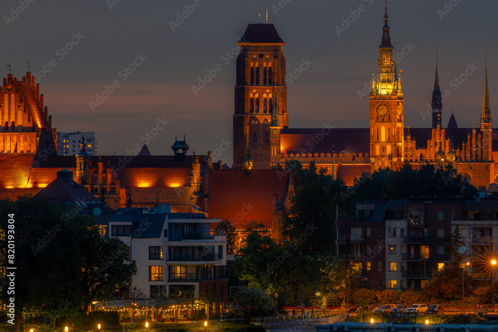 Obraz premium Gdansk city at night