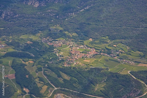 Santa Massenza nella valle dei laghi dal monte casale in Trentino