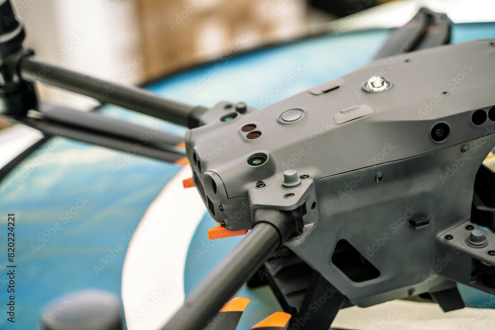 Drone technologies. Parts of a Modern Drone for Video and Photography Drone technologies. Parts of a Modern Drone for Video and Photography