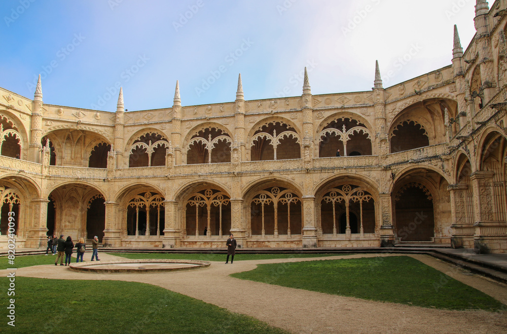 Fototapeta premium Mosteiro dos Jerónimos de Santa Maria de Belém, It is a former monastery of the Order of Saint Jerome and is located in the Belén neighborhood, and Igreja de Santa Maria de Belém in Lisbon, Portugal.