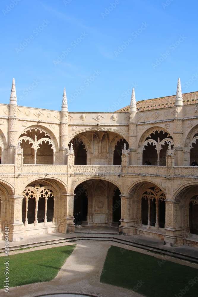 Fototapeta premium Mosteiro dos Jerónimos de Santa Maria de Belém, It is a former monastery of the Order of Saint Jerome and is located in the Belén neighborhood, and Igreja de Santa Maria de Belém in Lisbon, Portugal.
