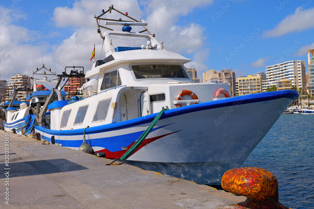 Naklejka premium Calpe (Calp) Costa Blanca, Spanien, Hafen
