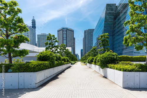 (神奈川県ｰ都市風景)青空のみなとみらい都市風景２