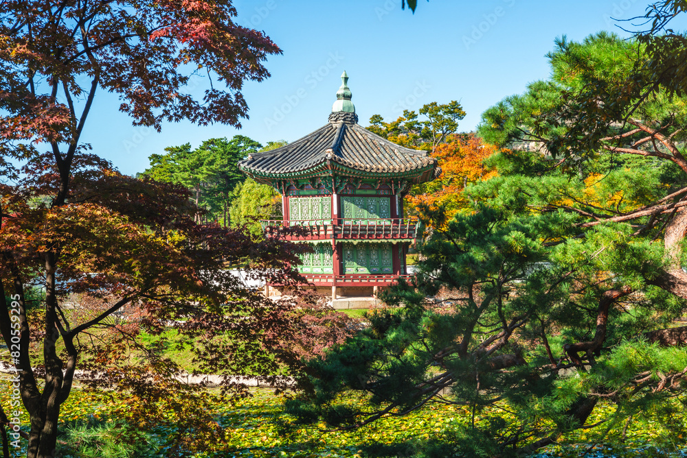 Hyangwonjeong Pavilion located at Gyeongbokgung palace in Seoul, South Korea Hyangwonjeong Pavilion located at Gyeongbokgung palace in Seoul, South Korea