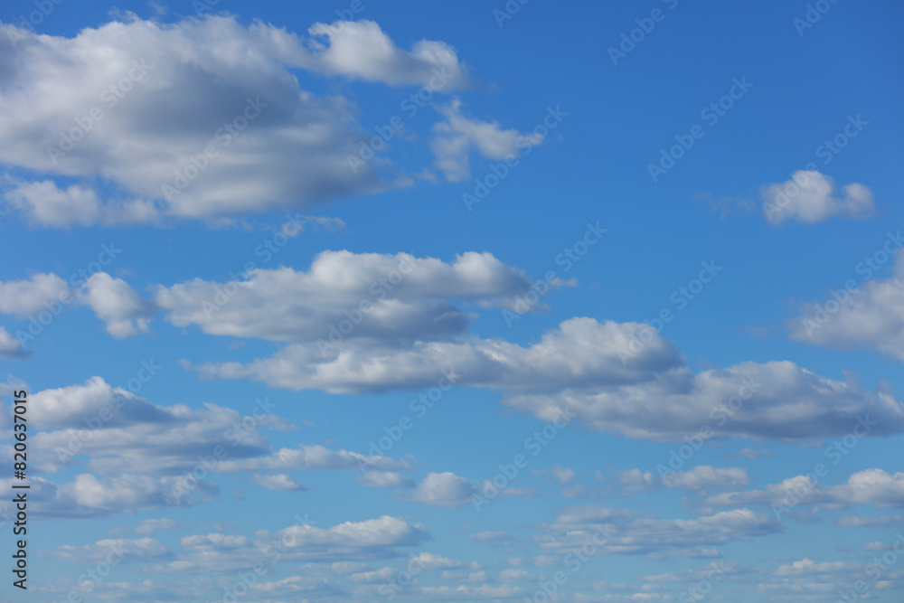 Obraz premium blue sky with white clouds