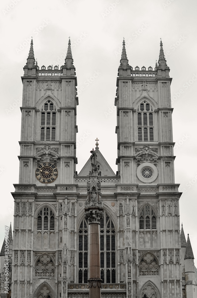 Westminster Abbey symmetric perspective in London Westminster Abbey symmetric perspective in London