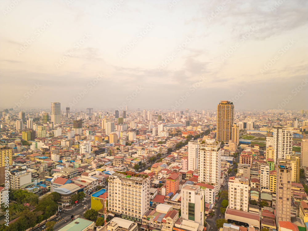 Fototapeta premium the metropolitan city of Phon Phen, Cambodia
