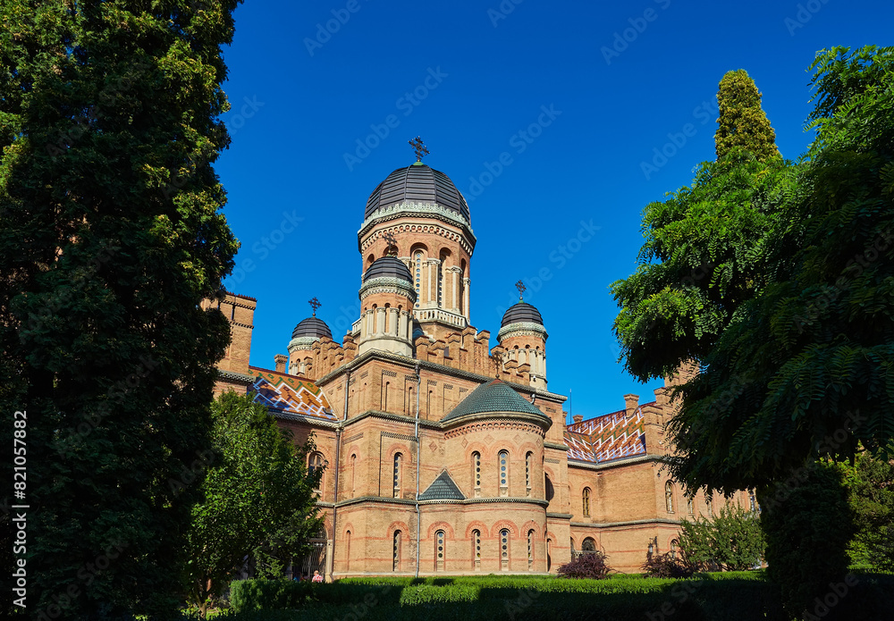 Obraz premium Chernivtsi National University, Residence of Bukovinian and Dalmatian Metropolitans in the city of Chernivtsi