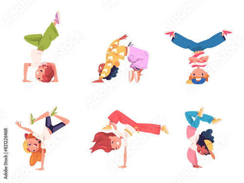 Children breakdance. Kids acrobatic hiphop dance, child breakdancer rapper b-boy cartoon character street freestyle aerobic dancing hip hop music concept classy vector illustration