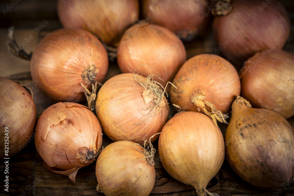 pikantes Würzöl aus gerösteten Zwiebeln 