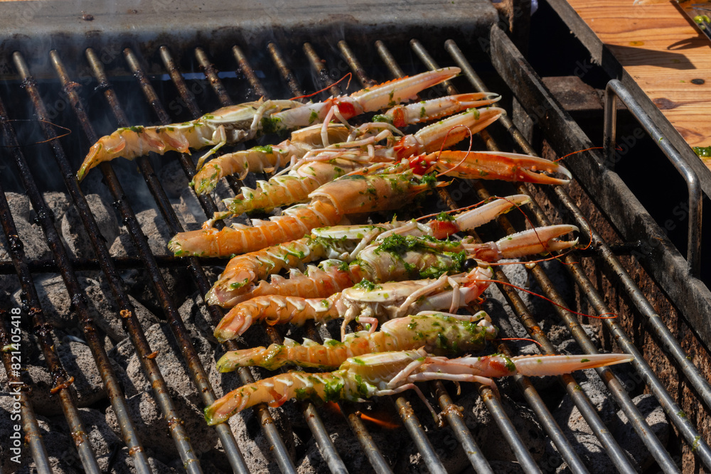 Kaisergranat (Nephrops norvegicus) Hummer auf dem Grill