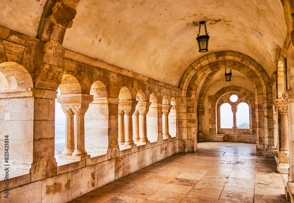 Fototapeta premium Arched gallery of Fisherman's Bastion, Budapest, Hungary