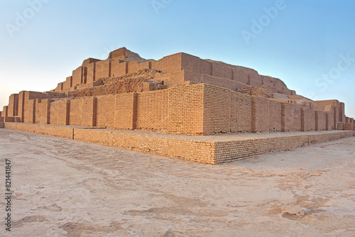 Obraz na płótnie Chogha Zanbil ziggurat ancient Elamite complex in the Khuzestan province of Iran w salonie