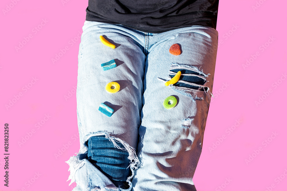 Jill Pearl Torn Jeans