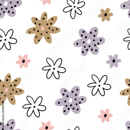 Abstract Bold Flowers seamless pattern in flat style. © webmuza