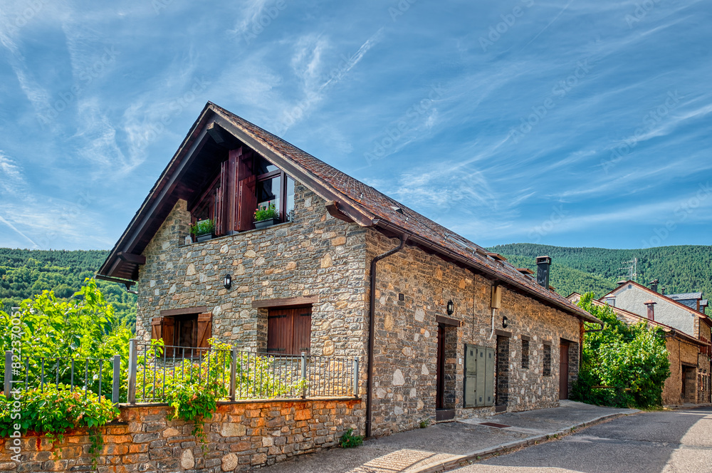 Son  or Son del pino is a town in the municipality of Alto Aneu, in the province of Lerida, Catalonia, Spain