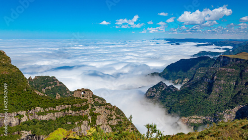 Urubici - paisagem  das montanhas e nuvens da  pedra furada Santa Catarina Brasil  photo