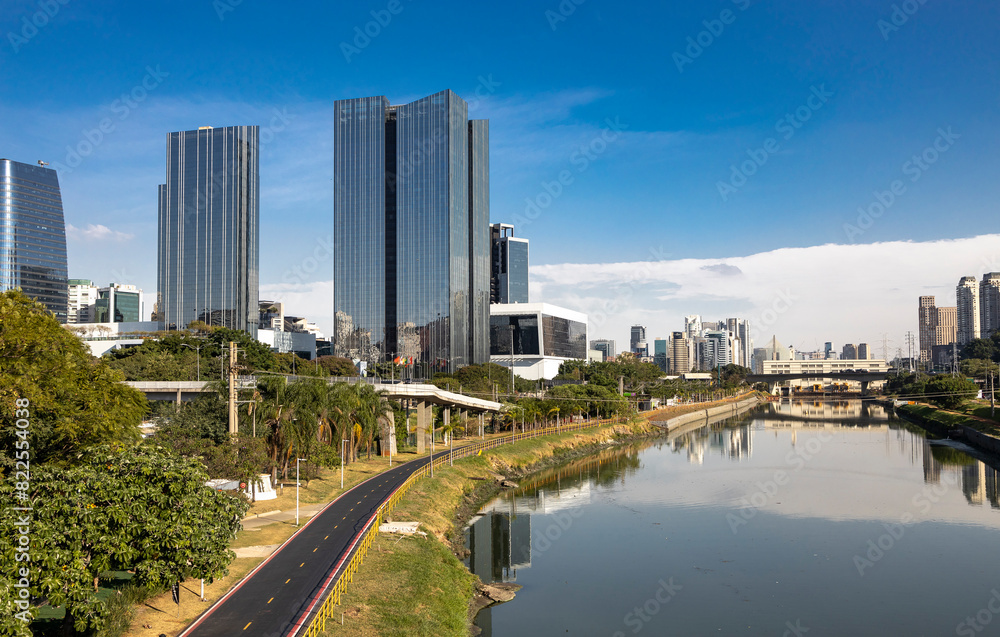 Marginal Pinheiros Cidade Jardim vias urbanas Marginal Pinheiros Cidade Jardim vias urbanas
