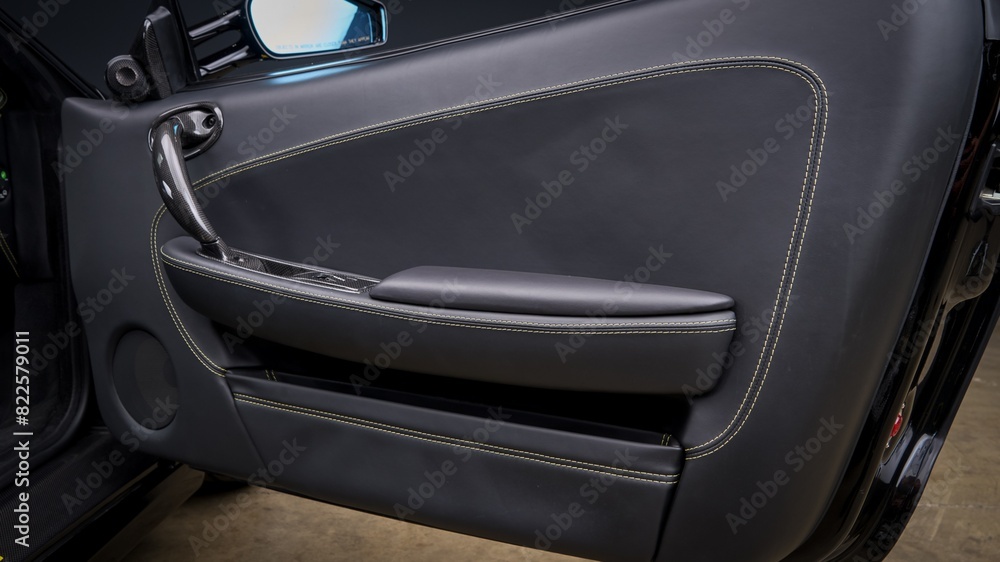 Passenger car door Passenger car door