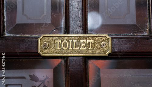 door, toilet, wagon, train