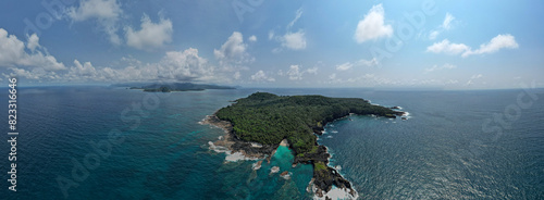 Фотография Panoramic view form Ilheu das rolas (islet of turtledoves) at Sao Tome e Princip
