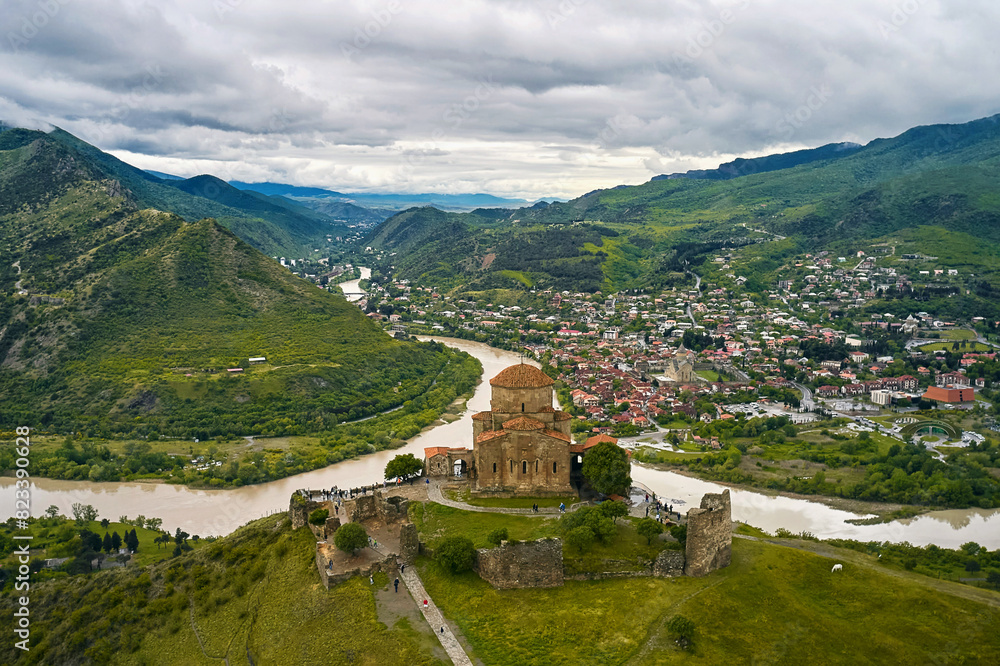 Obraz premium View of the ancient temple in the mountains