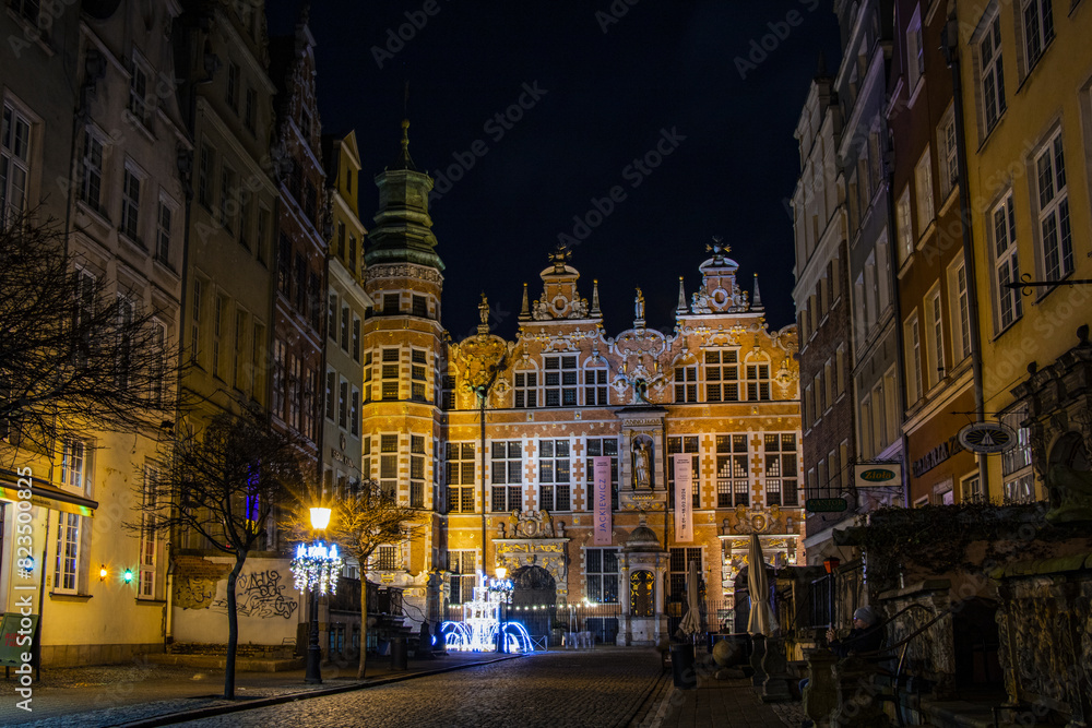 nocturnal romance in the quiet streets of Gdansk nocturnal romance in the quiet streets of Gdansk