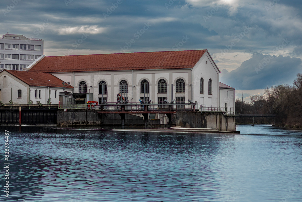 historisches Wasserkraftwerk, stauwehr historisches Wasserkraftwerk, stauwehr