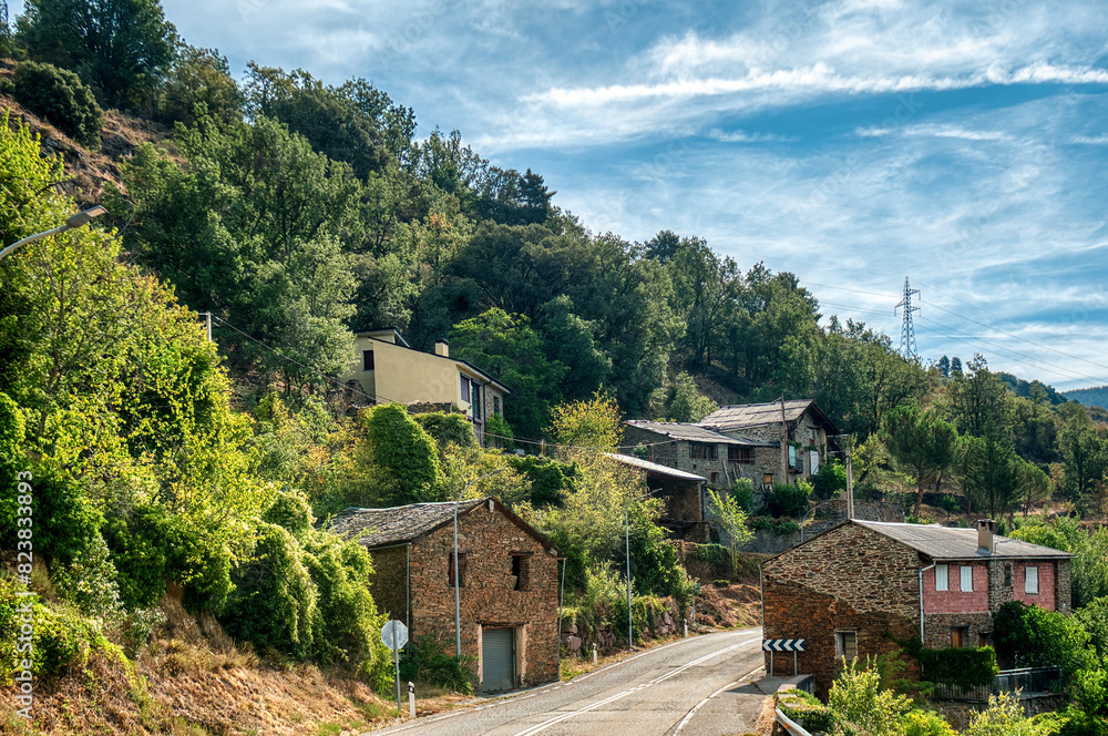 Pallerols del Cantó is a Spanish town belonging to the Leridan municipality of Montferrer Castellbó, Catalonia, Spain Pallerols del Cantó is a Spanish town belonging to the Leridan municipality of Montferrer Castellbó, Catalonia, Spain