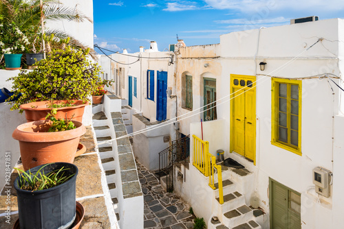 Obraz na płótnie Narrow street with typical Greek houses decorated with flowers in Kastro village, Sifnos island, Greece w salonie