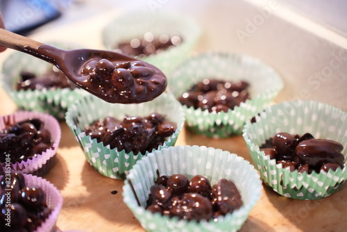 Almonds with melted dark chocolate