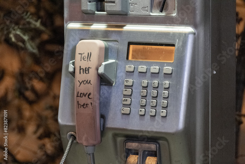 Message on a Telephone Handle