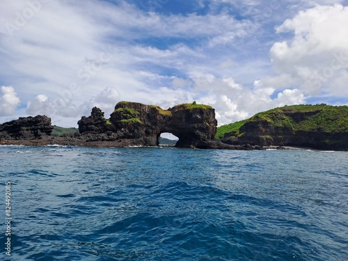 Hole in the Wall - Comores
