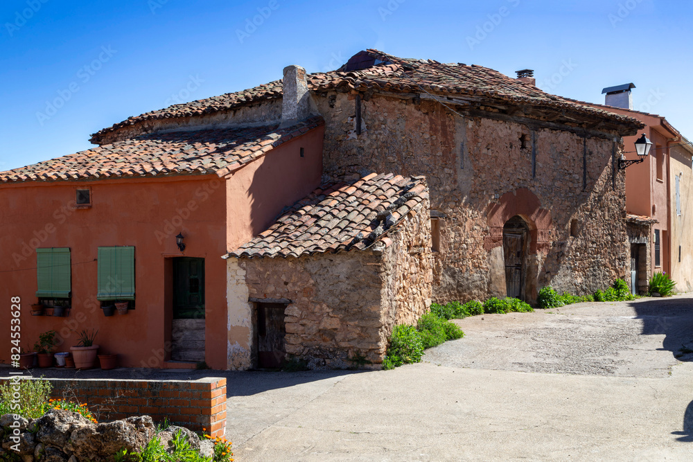 Obraz premium Old house in the town of Cercadillo. Guadalajara, Castile la Mancha, Spain.