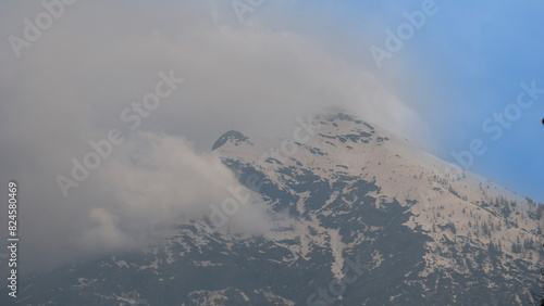 cima della montagna in valle d'aosta photo