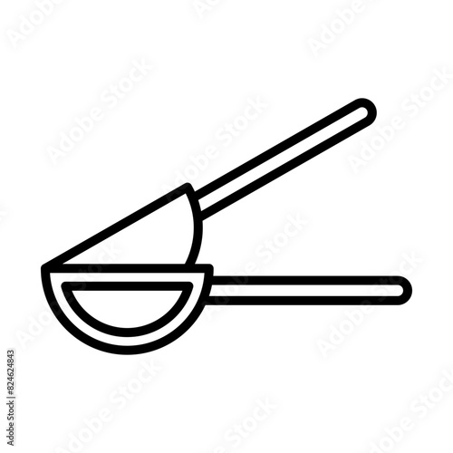 Lemon squeezer line icon