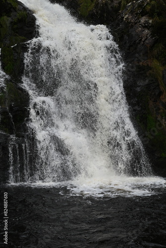 Wallpaper Mural waterfall in the mountains Torontodigital.ca
