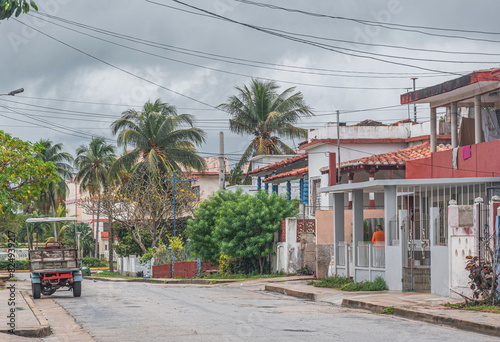 Canvas Print Varadero, Cuba. Touristic Cuban streets Varadero on a rainy day.