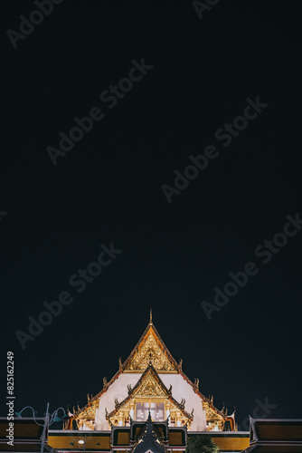 Side of the Grand Palace at night | Bangkok | Thailand | By Gids Stories photo