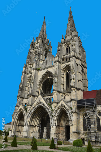 Tours de l'abbaye Saint-Jean-des-Vignes à Soissons. France