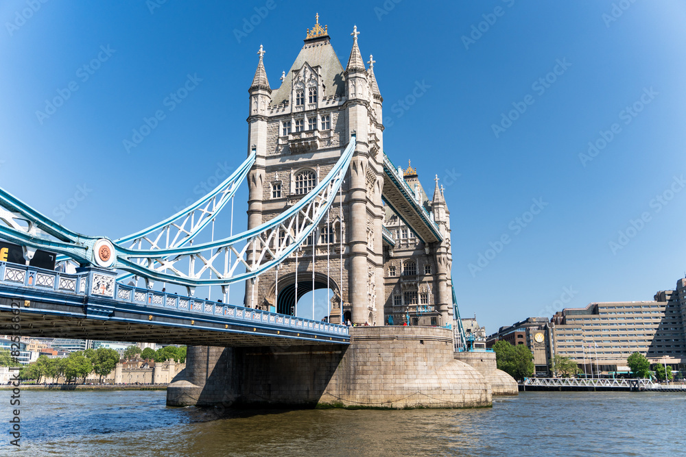 Obraz premium London Tower Bridge along the River Thames 