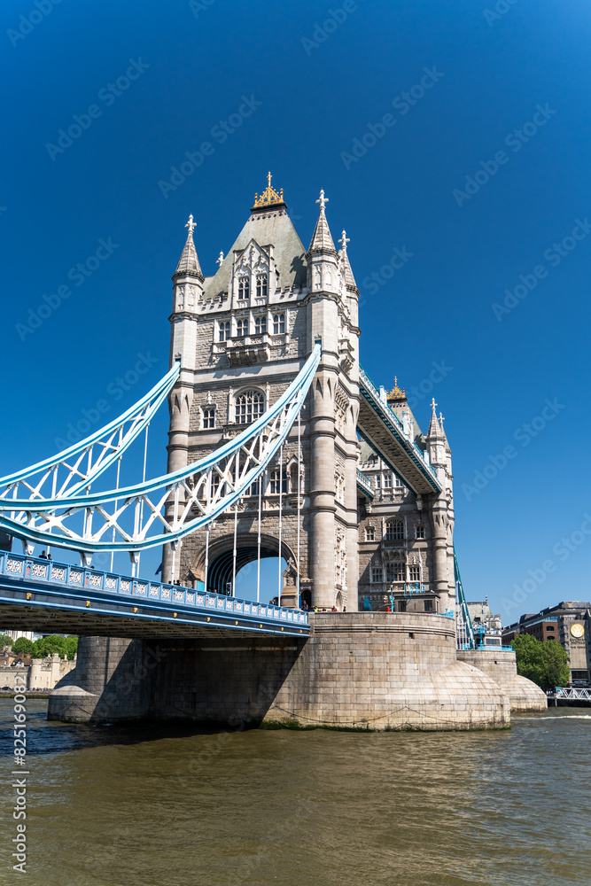 Obraz premium London Tower Bridge along the River Thames 