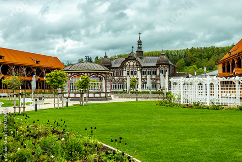 Wallpaper Mural Sommerliche Wanderung durch die Kurstadt an der Werra bei Bad Salzungen und ihrer einzigartigen Landschaft - Thüringen - Deutschland Torontodigital.ca