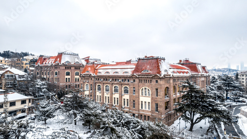Φωτογραφία Aerial shot of Qingdao City Snow Scene in Winter, China