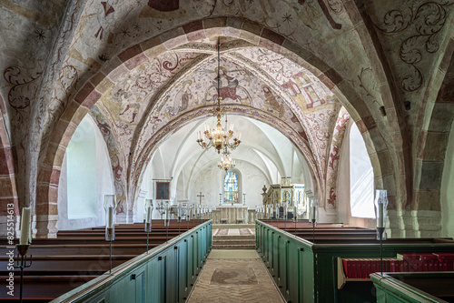 Obraz na płótnie interior of an old church with medieval paintings in the vaults w salonie