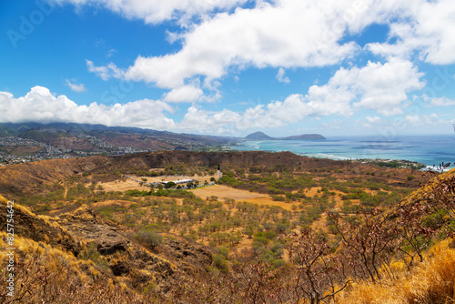 Diamond Head crater as seen from atop the Honolulu state monument in Oahu, Hawaii