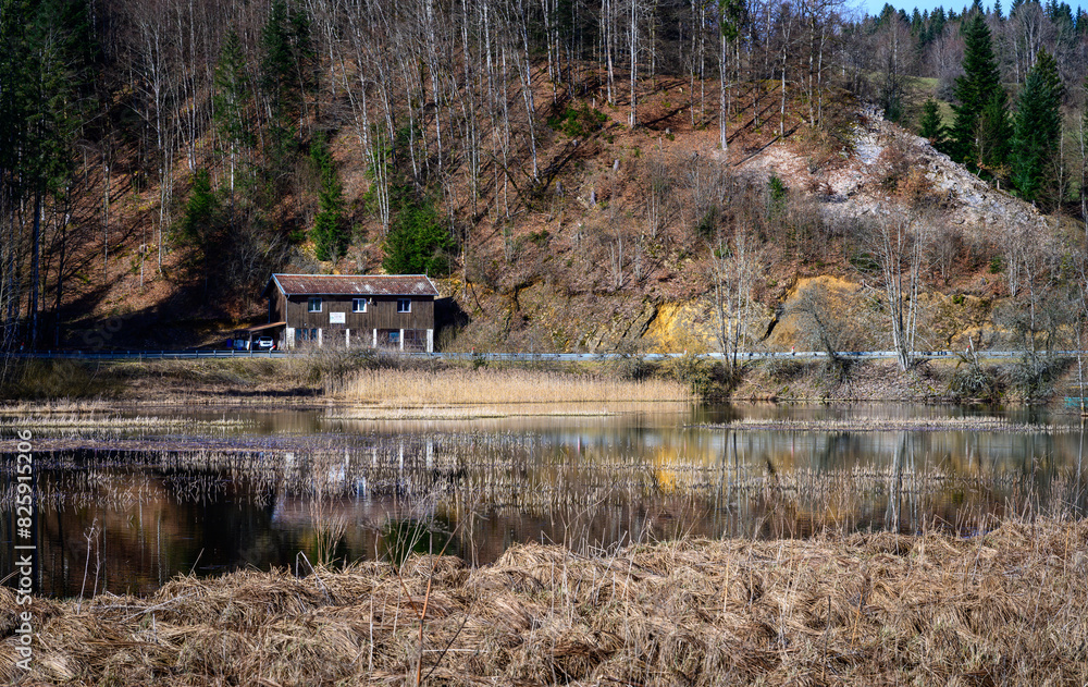 Obraz premium Cabane sur le Doubs