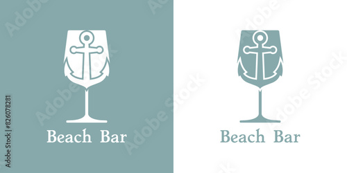 Logo beach bar. Silueta de copa de vino o bebida alcohólica con ancla de barco