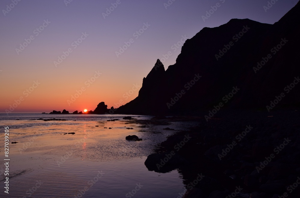 礼文島 元地海岸 (地蔵岩) の夕景